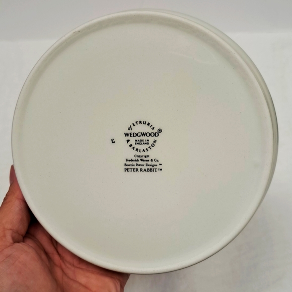 Wedgewood Peter Rabbit childs bowl - Picture 4 of 5